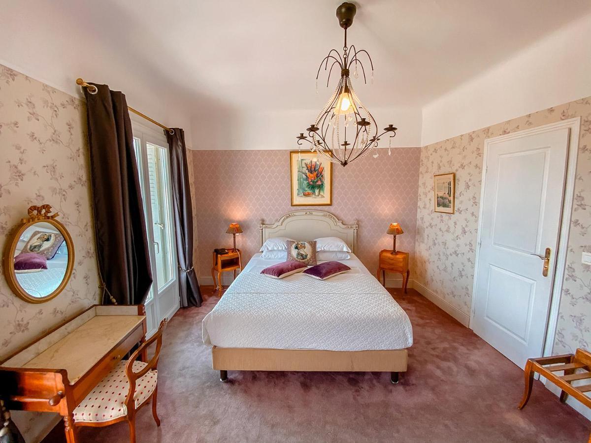 Hotel Relais Du Postillon Antibes Buitenkant foto