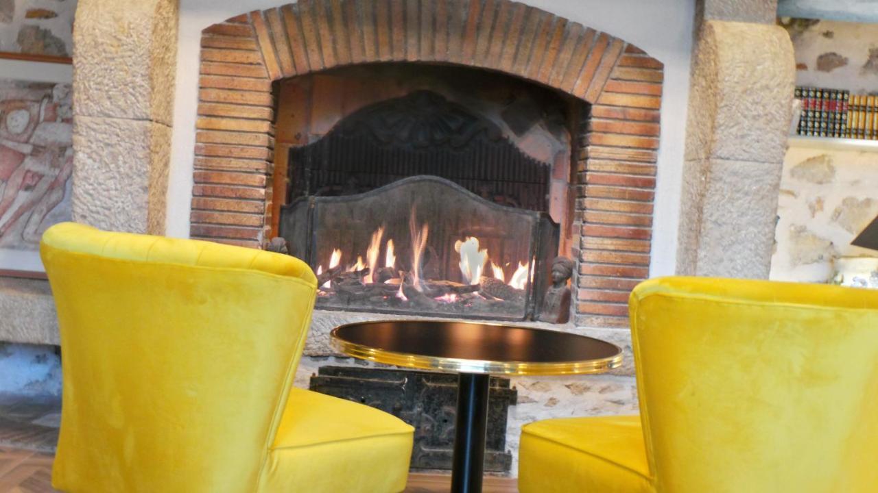 Hotel Relais Du Postillon Antibes Buitenkant foto